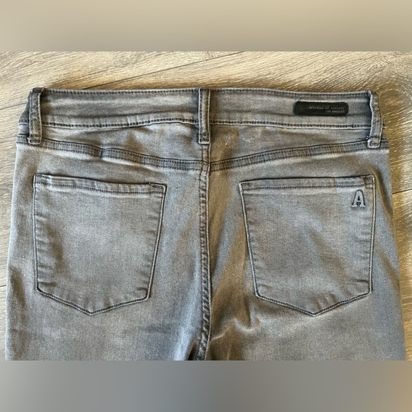 Articles of Society Sarah Skinny Baker Ankle Jeans in Grey Ombré. Size 29 - Picture 7 of 15